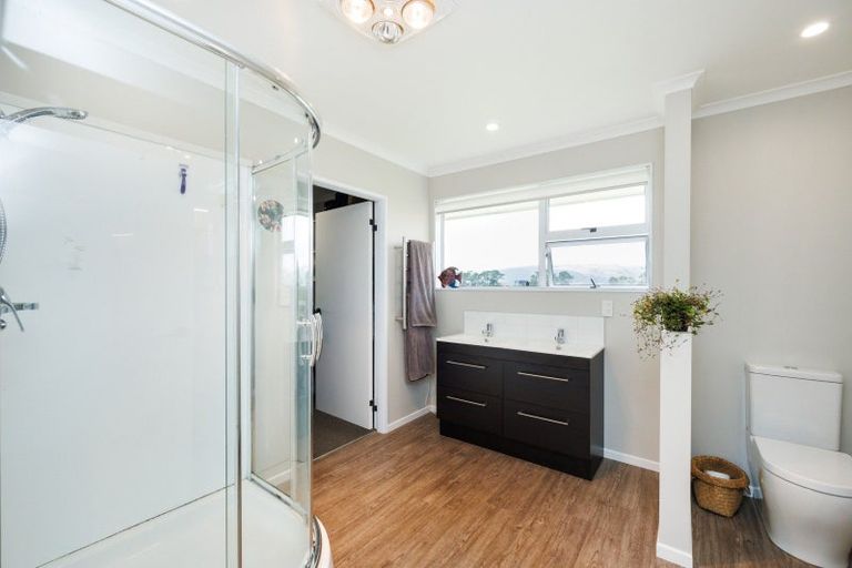 Photo of property in 42 Harrisons Line, Ashhurst, Palmerston North, 4470