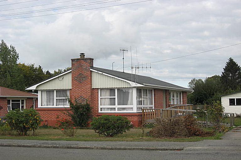Photo of property in 3 Betten Street, Waimate, 7924