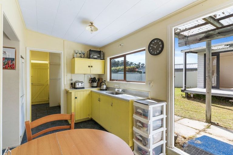 Photo of property in 215b Kiwi Road, Whangamata, 3620