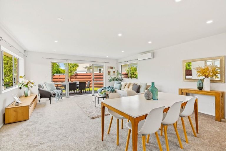 Photo of property in 39a Wharf Road, Te Atatu Peninsula, Auckland, 0610