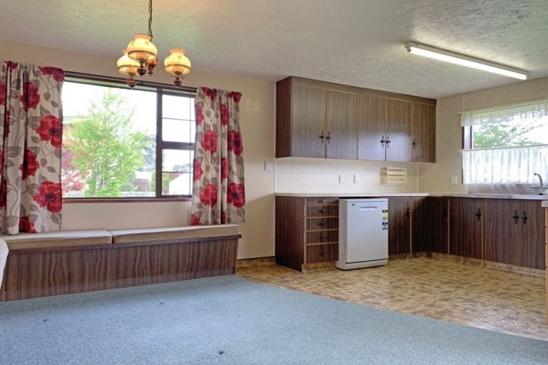 Photo of property in 8 Burns Street, Owaka, 9535