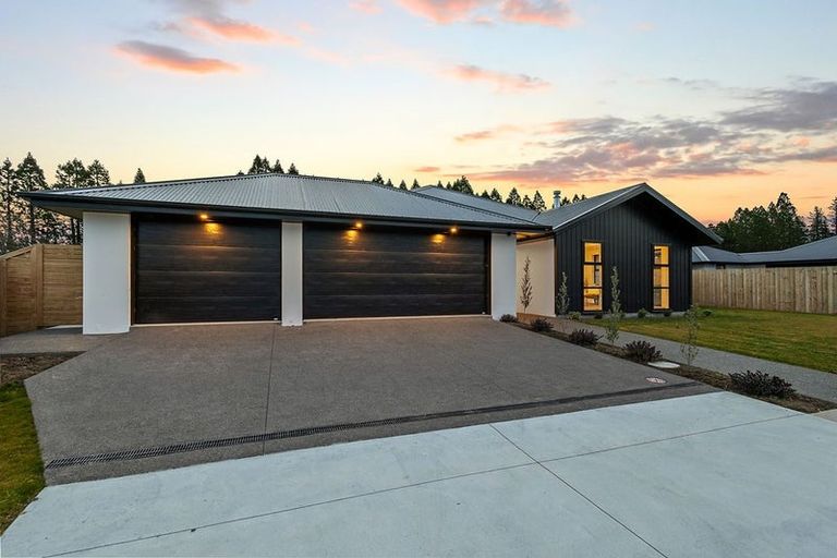 Photo of property in 46 Memorial Crescent, Methven, 7730