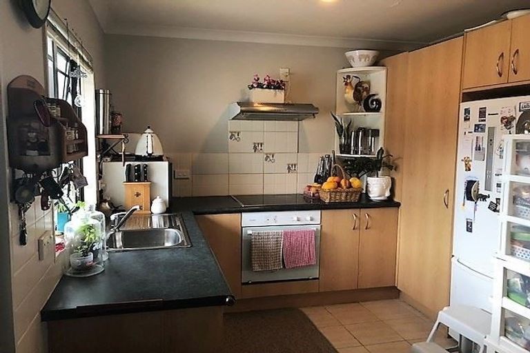 Photo of property in 11 Brittany Drive, Henderson, Auckland, 0612