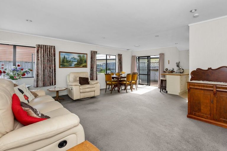 Photo of property in 18 Mission Road, Greenmeadows, Napier, 4112