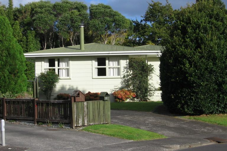 Photo of property in 45 Rewarewa Road, Te Atatu Peninsula, Auckland, 0610