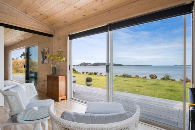 Photo of property in 28 Sandleigh Drive, Athenree, Katikati, 3177