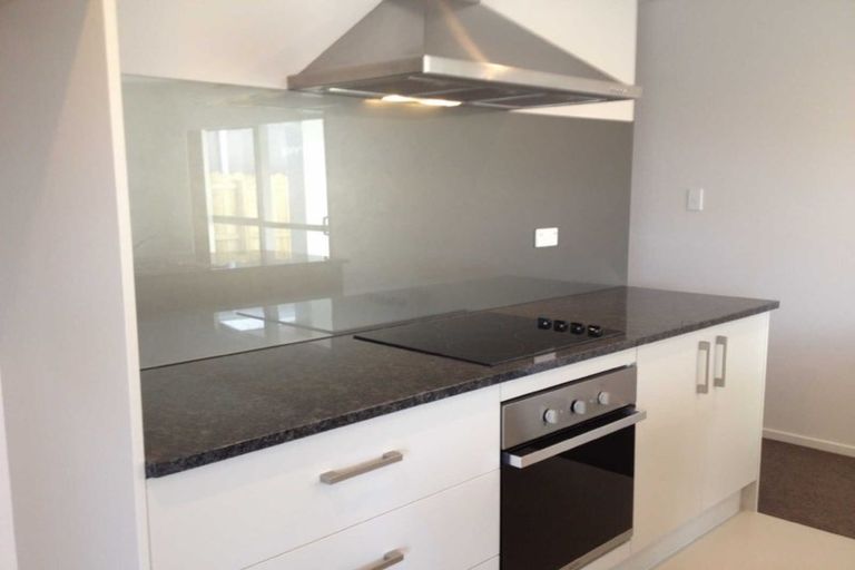 Photo of property in 106 Popokatea Drive, Takanini, 2112