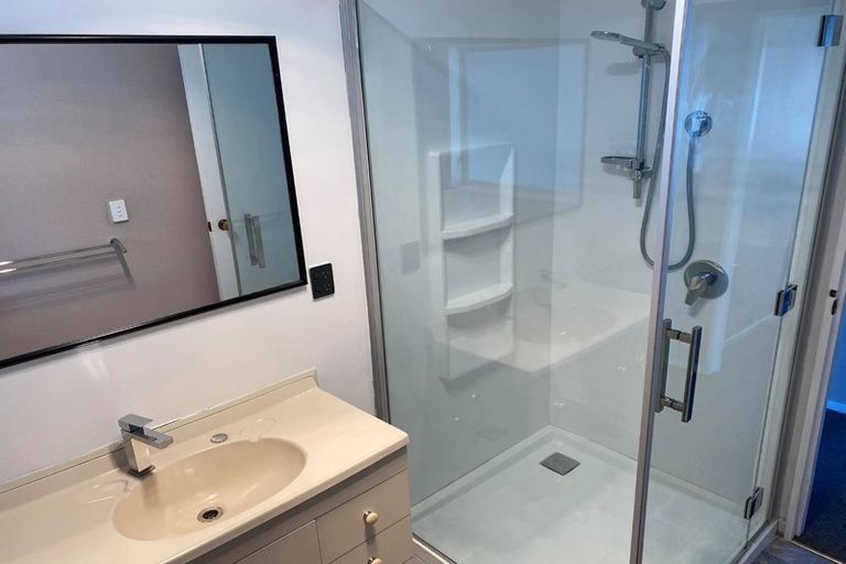 Photo of property in 1a Rimu Place, Taradale, Napier, 4112