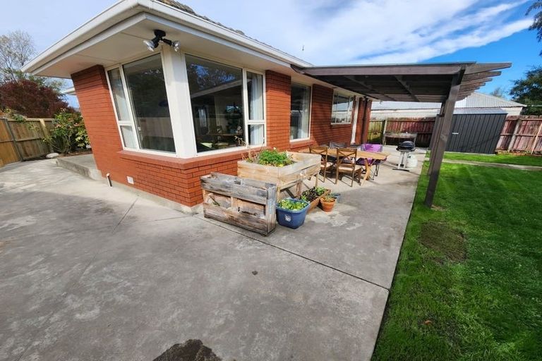 Photo of property in 47 Damien Place, Bromley, Christchurch, 8062