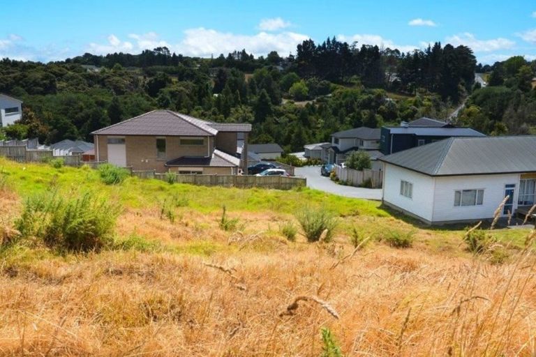 Photo of property in 20 Henriette Place, Totara Park, Auckland, 2105