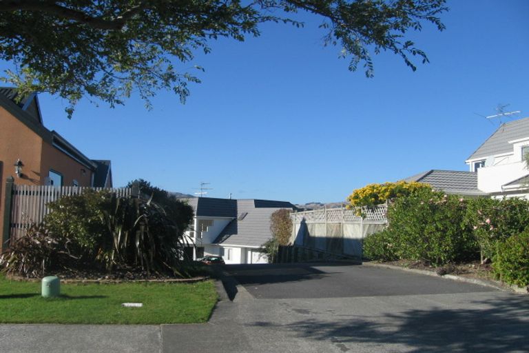Photo of property in 13 Samwell Drive, Whitby, Porirua, 5024