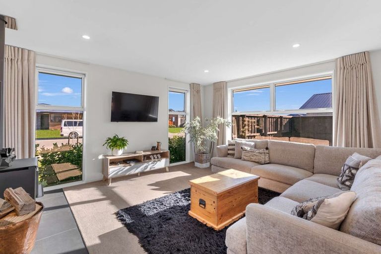 Photo of property in 49 Fairbairn Road, Rolleston, 7614