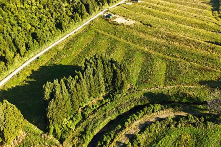 Photo of property in 216 Kongahu Swamp Road, Little Wanganui, Karamea, 7893