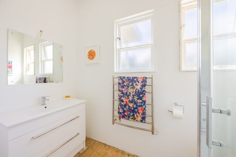 Photo of property in 381b Racecourse Road, Waipukurau, 4282