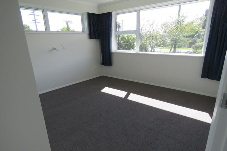 Photo of property in 77 Domett Street, Westport, 7825