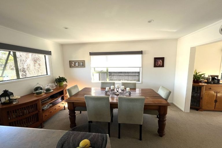 Photo of property in 2/287 Vipond Road, Stanmore Bay, Whangaparaoa, 0932