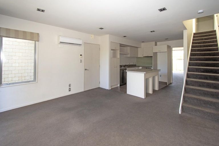 Photo of property in 90b Mandeville Street, Riccarton, Christchurch, 8011