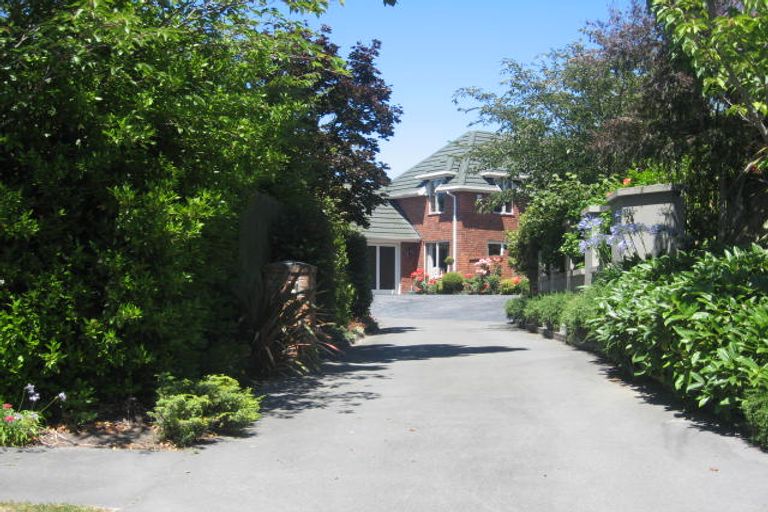 Photo of property in 26 Ilam Park Place, Ilam, Christchurch, 8041