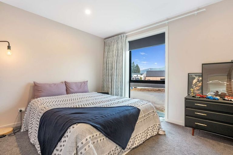 Photo of property in 28 Wallis Drive, Cromwell, 9310