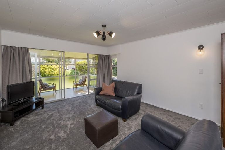 Photo of property in 19 Saint Annes Street, Levin, 5510