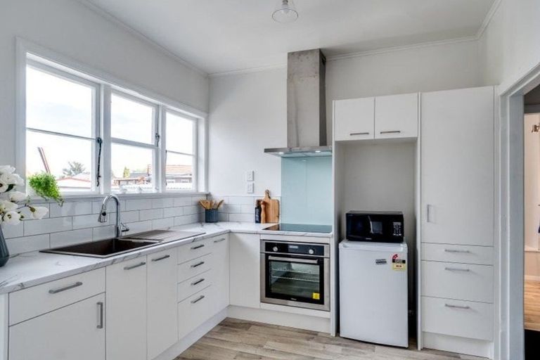 Photo of property in 403 Akina Street, Akina, Hastings, 4122