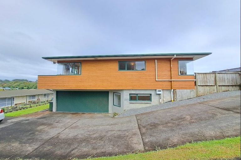 Photo of property in 11 Ballantrae Place, Highlands Park, New Plymouth, 4312