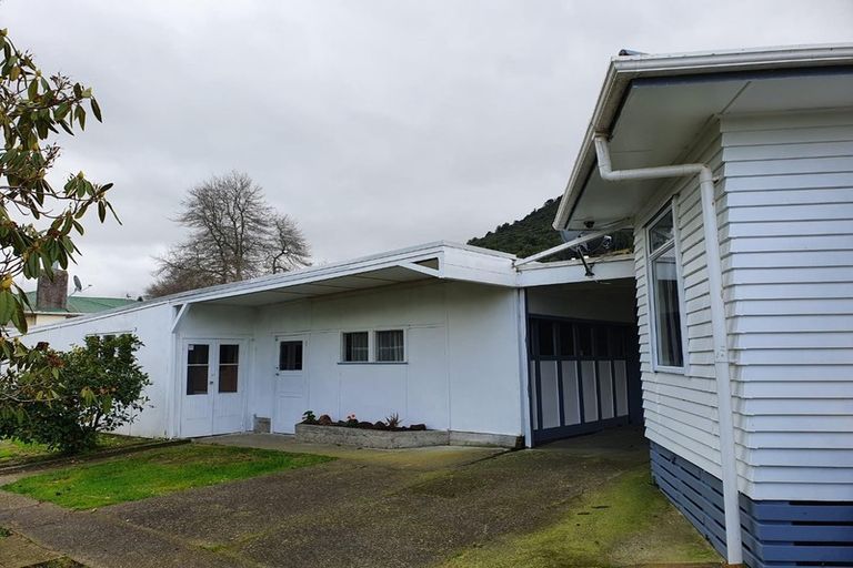 Photo of property in 40 Thomas Crescent, Western Heights, Rotorua, 3015