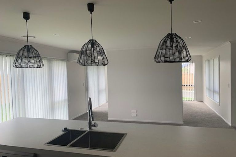 Photo of property in 16a Kereruu Street, Cambridge, 3434