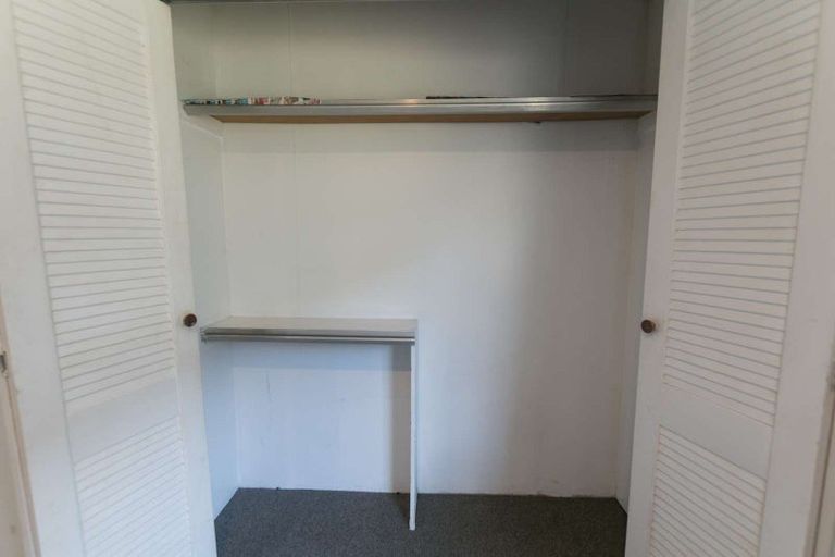 Photo of property in 1/30 Trojan Crescent, New Lynn, Auckland, 0600