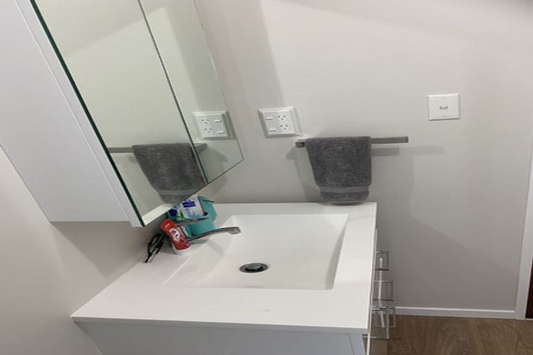 Photo of property in 194b Mitchell Street, Brooklyn, Wellington, 6021