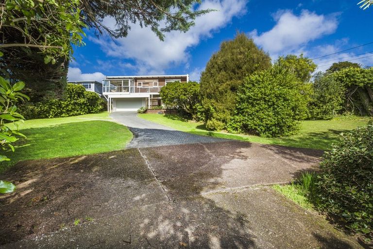 Photo of property in 15 Penning Road, Milford, Auckland, 0620