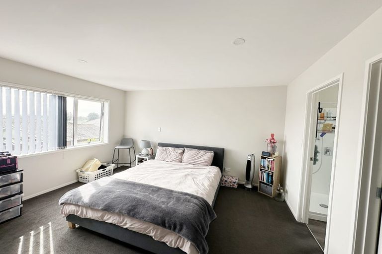 Photo of property in 4 Ruhanui Lane, Pakuranga Heights, Auckland, 2010