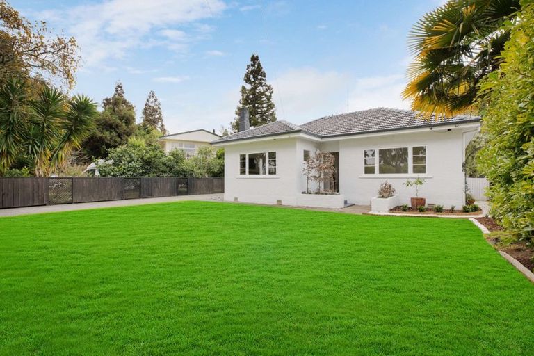 Photo of property in 18 Tui Avenue, Forest Lake, Hamilton, 3200