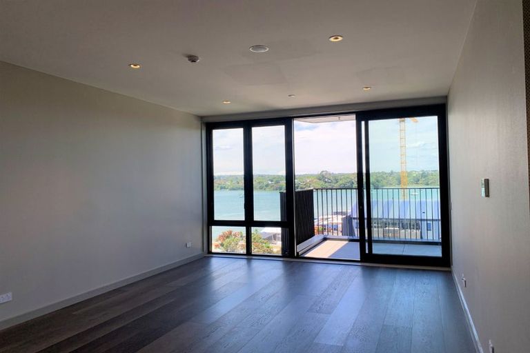 Photo of property in 302/45 Hudson Bay Road, Hobsonville, Auckland, 0616
