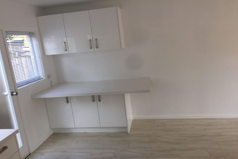 Photo of property in 1/72l Kitchener Road, Milford, Auckland, 0620