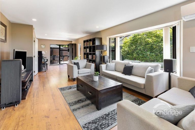 Photo of property in 1/26 Ronald Macken Place, Windsor Park, Auckland, 0632