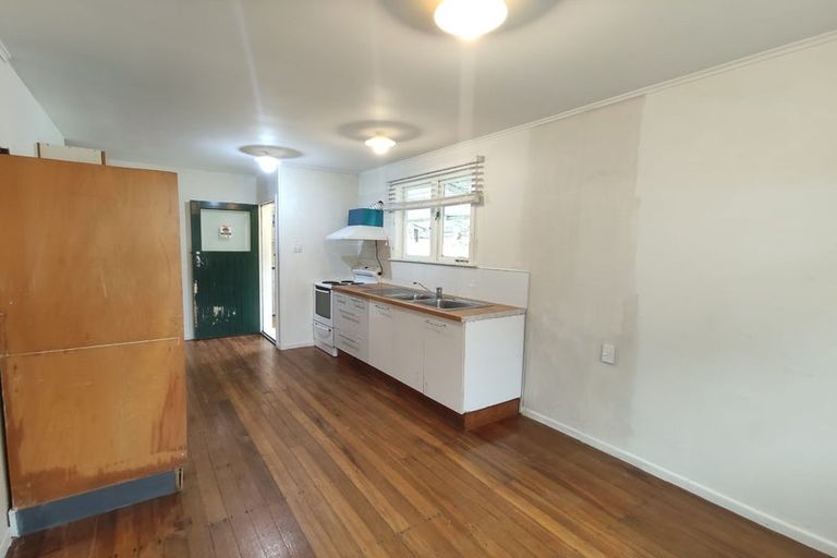 Photo of property in 13 Vazey Way, Hobsonville, Auckland, 0618