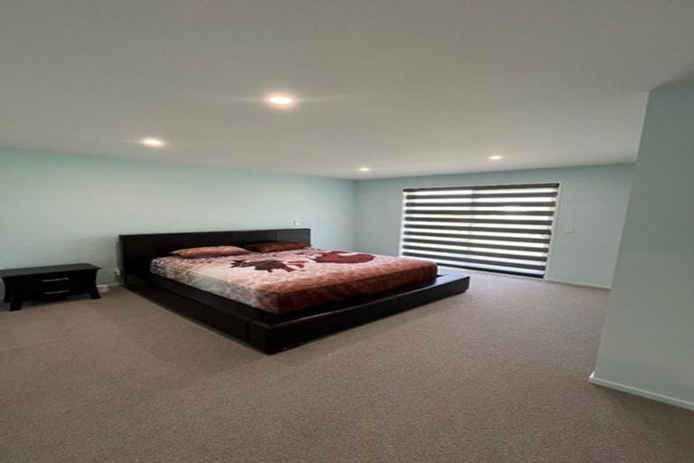 Photo of property in 6 Roles Way, Rolleston, 7615