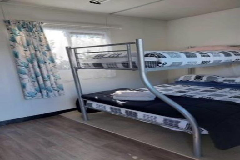 Photo of property in 25 Johnston Crescent, Haast, 7886