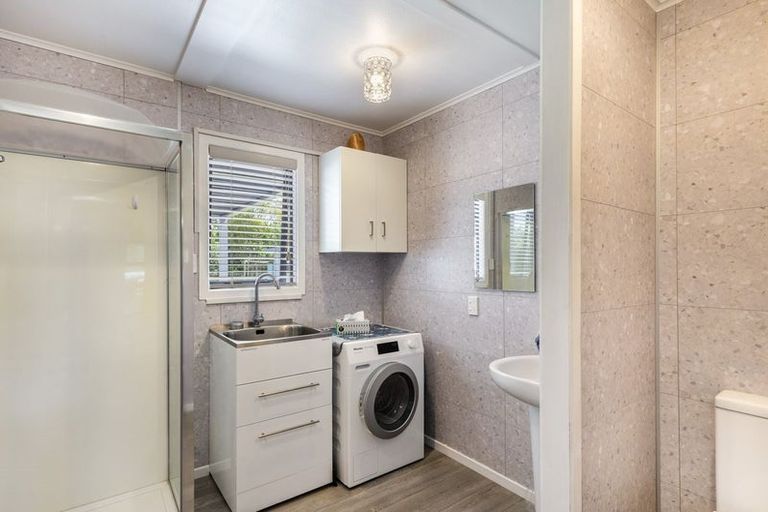 Photo of property in 9 Taniwha Street, Mangakino, 3421