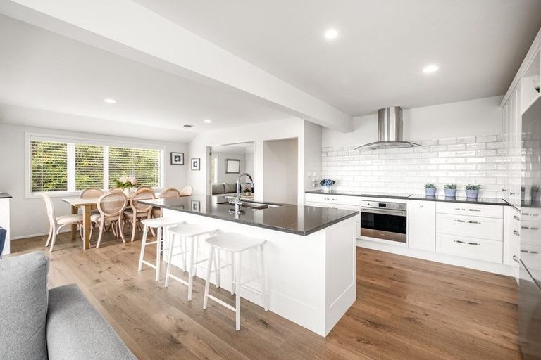 Photo of property in 27 Seaway Terrace, Otumoetai, Tauranga, 3110