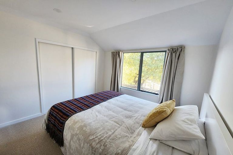 Photo of property in 2/28 Derby Street, St Albans, Christchurch, 8014