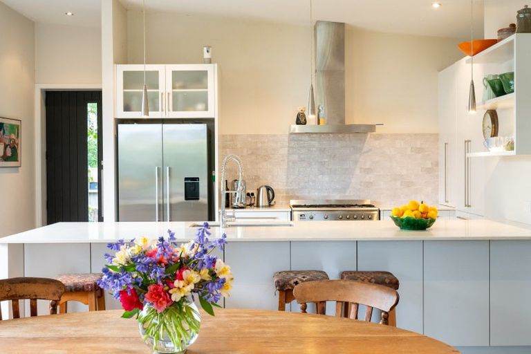 Photo of property in 42 Wellwood Terrace, Te Awanga, 4102