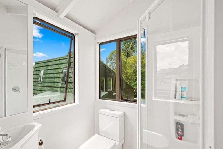 Photo of property in 2/24 Wisteria Way, Mairangi Bay, Auckland, 0630