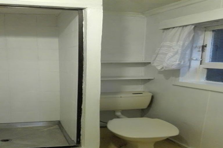 Photo of property in 71 Majoribanks Street, Mount Victoria, Wellington, 6011