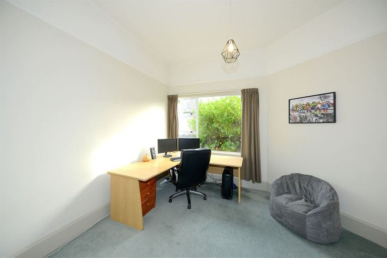 Photo of property in 62 Northcote Road, Northcote, Christchurch, 8052