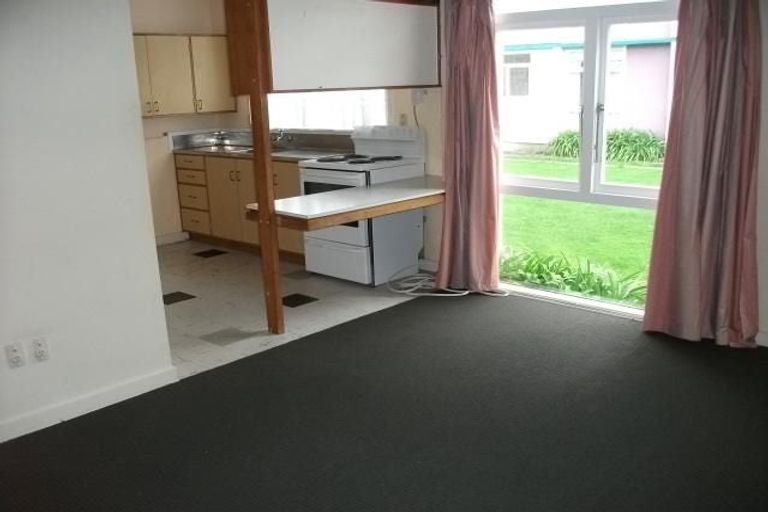 Photo of property in 1341 High Street, Taita, Lower Hutt, 5011