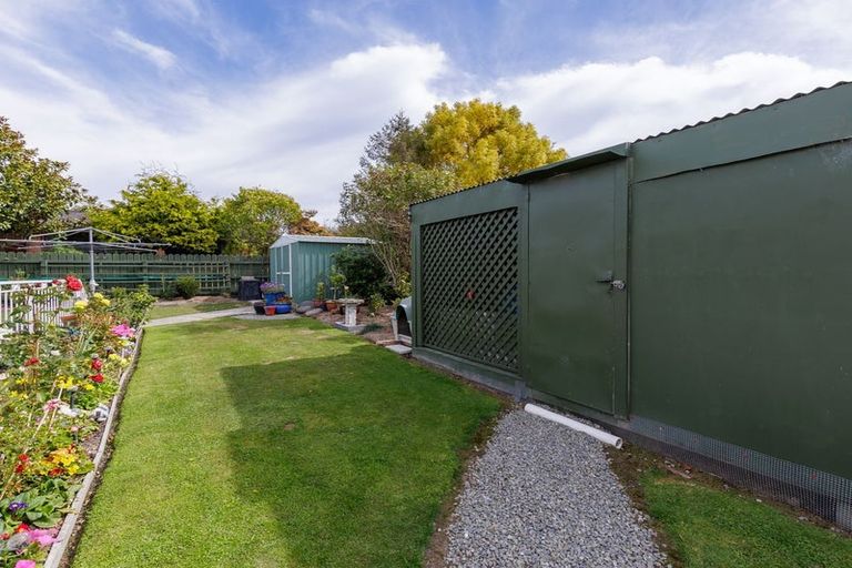 Photo of property in 11 Oxford Street, Waimate, 7924