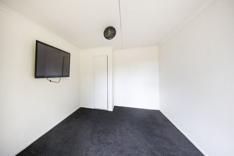 Photo of property in 10a Milne Street, Sanson, 4817