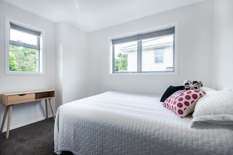 Photo of property in 27b Ranui Terrace, Tawa, Wellington, 5028